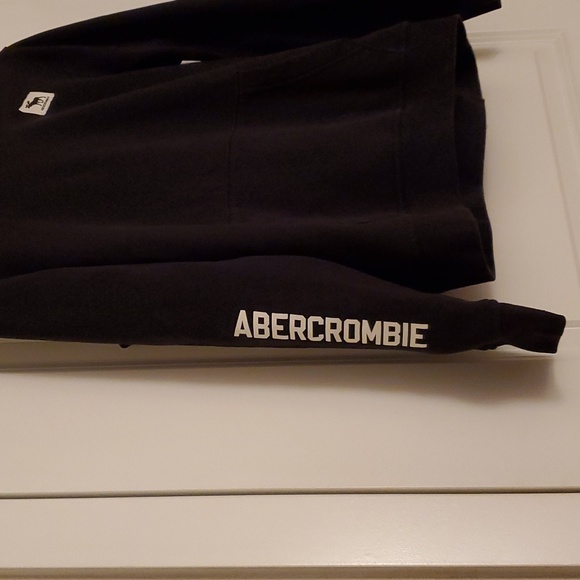 Abercrombie & Fitch boys hoodie - Picture 2 of 6